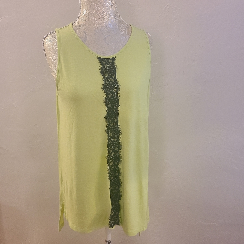 Vince Camuto Sleeveless Hi-Low Tank Top